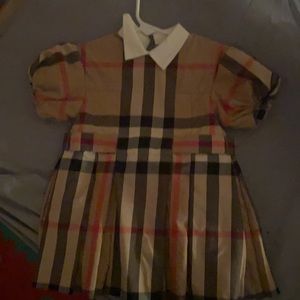 Burberry plaid dress worn once for baby girl 12 months